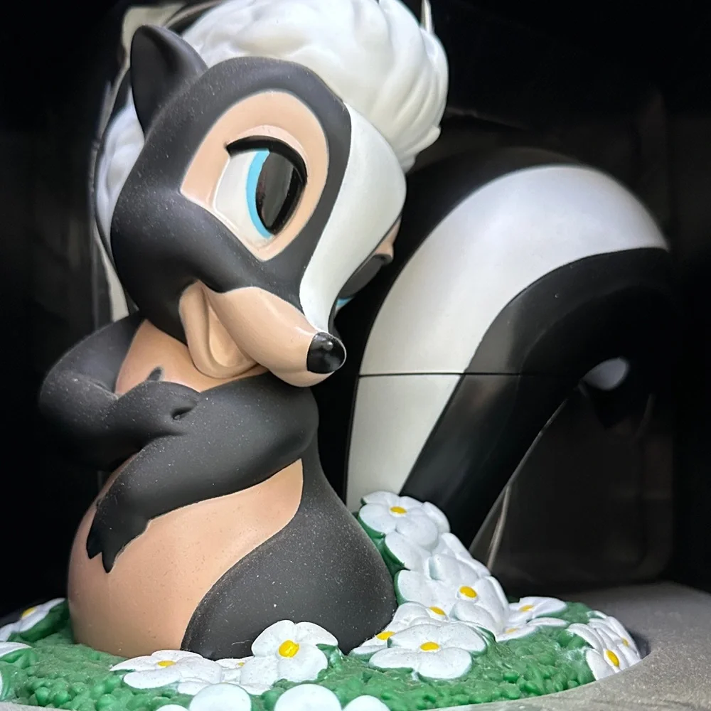Disney Black and White Skunk Diffuser